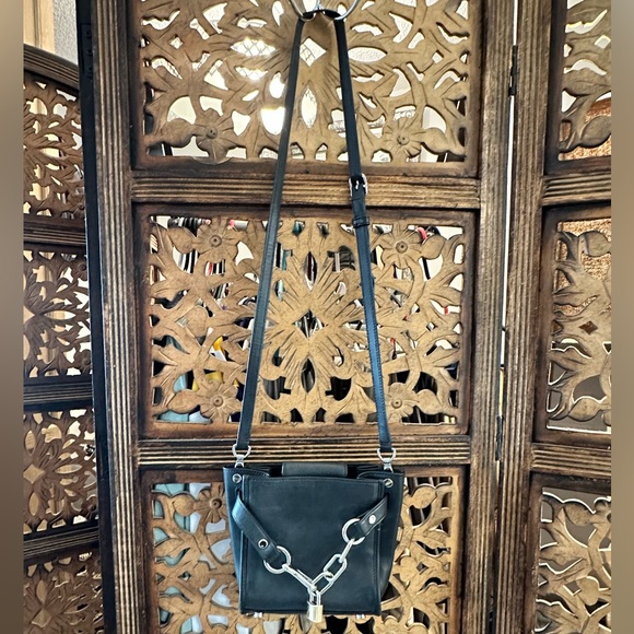 designer mini leather backpack Ella Model:DC 683C feed-cond-used Buy Adidas Core Mini 21 x 17 x